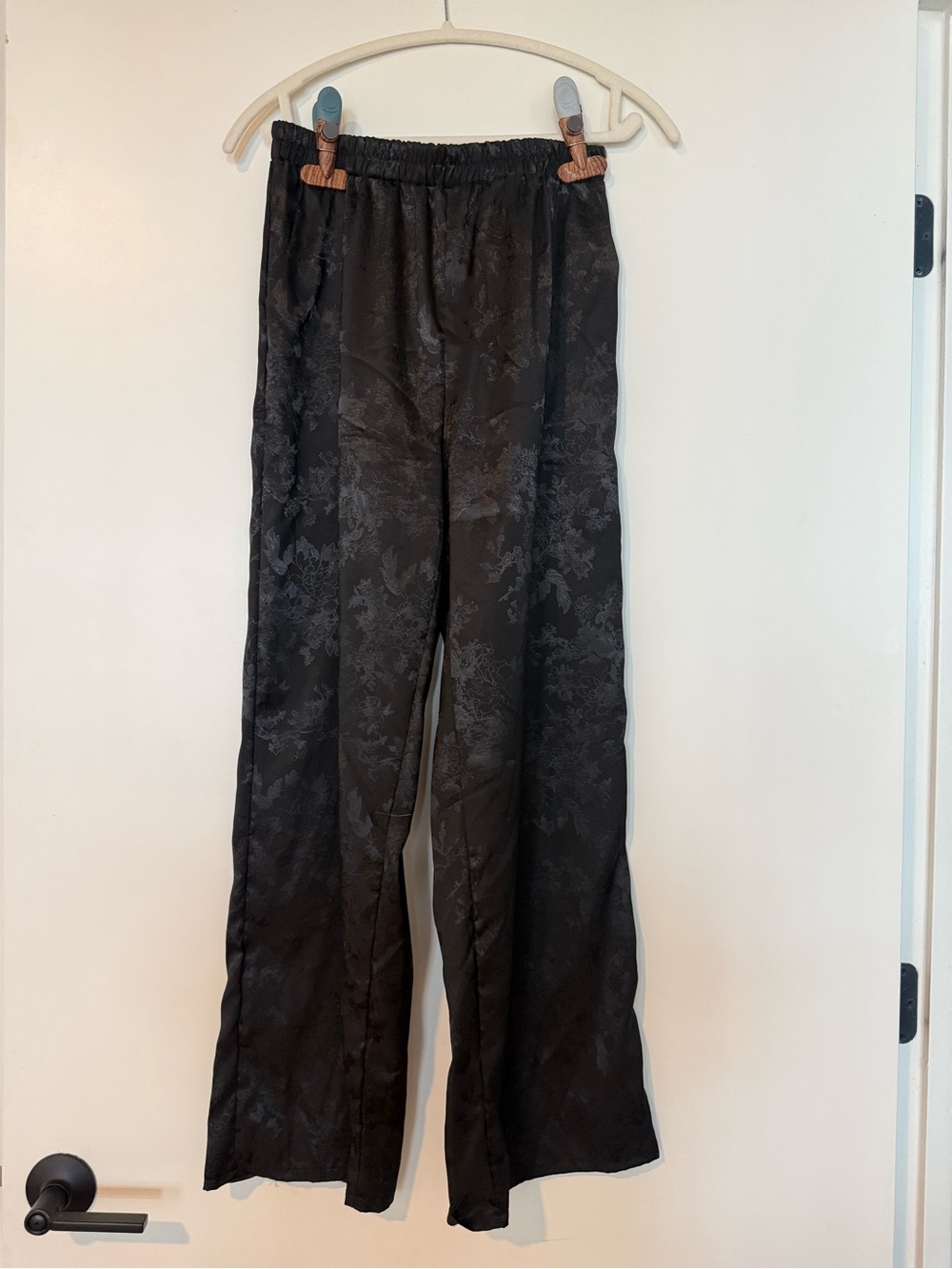 Black Floral Jacquard Wide-Leg Pants